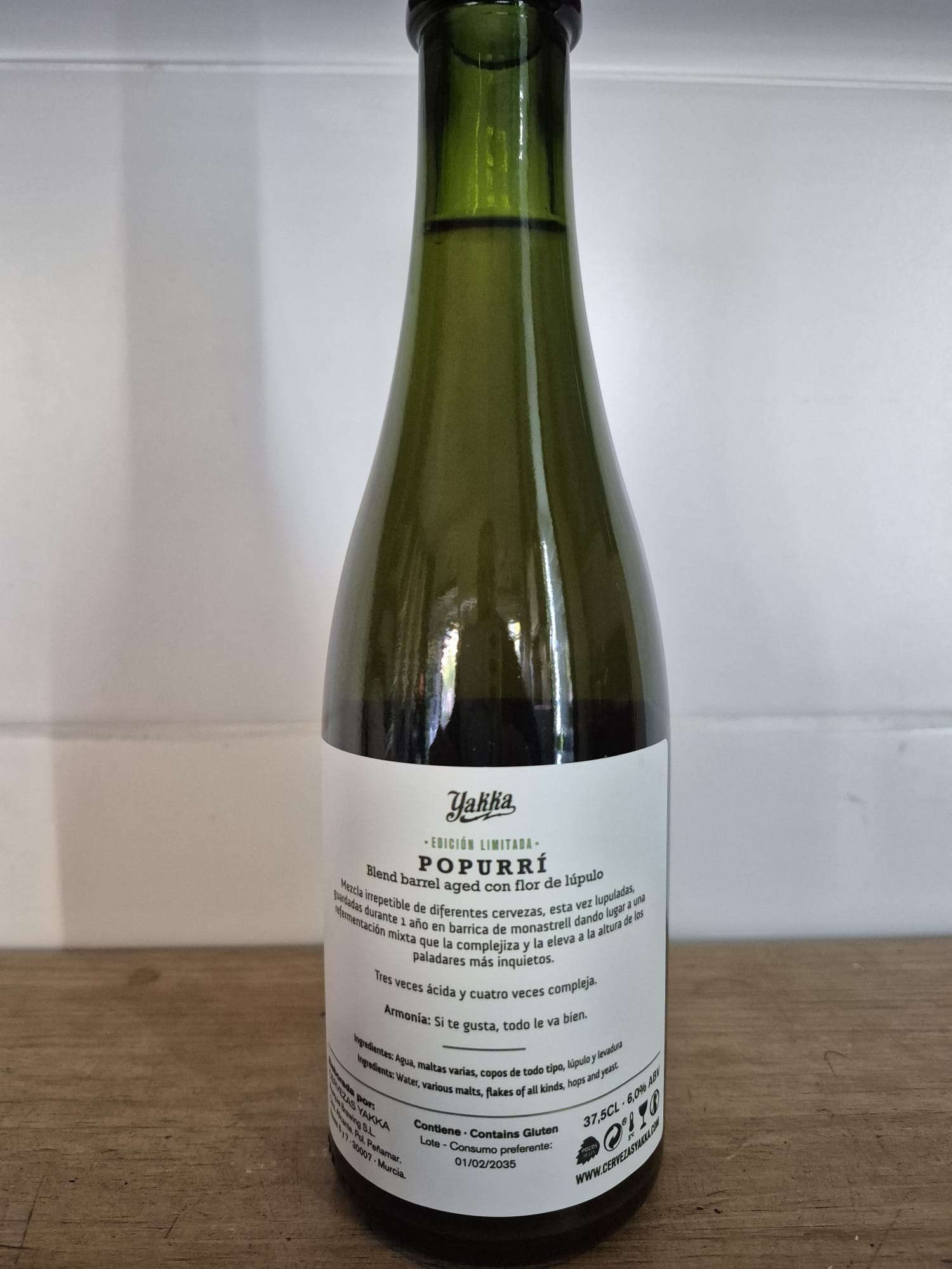Popurrí – Wild ale blended envejecida en barrica de Yakka - Imagen 3